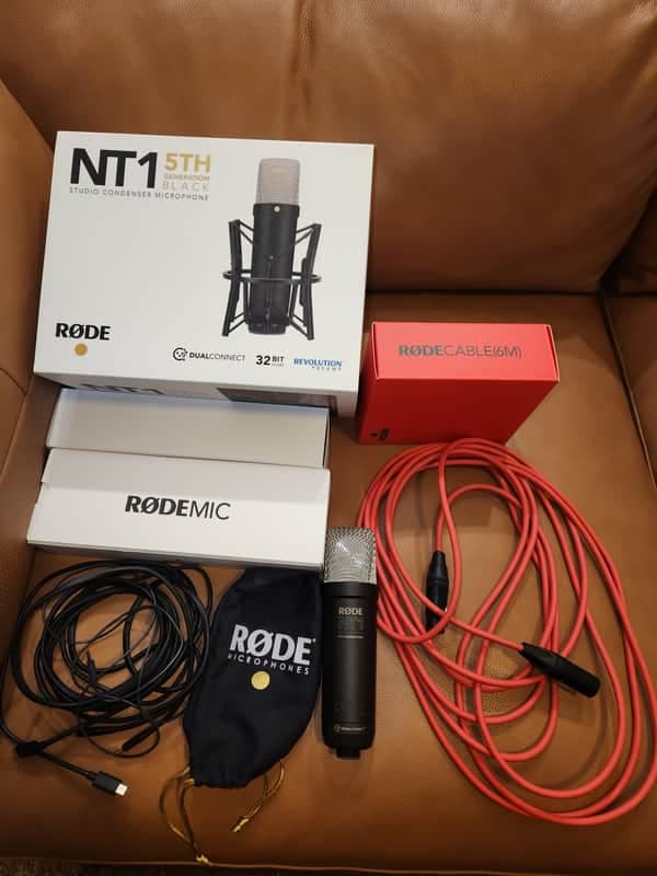 RODE NT1 5th Generation Condenser Mic - Black