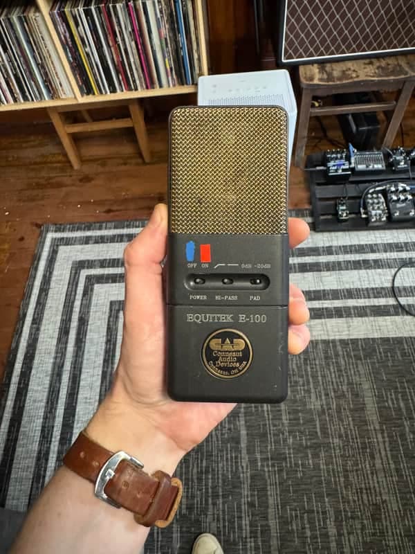 CAD Equitek E-100 Large Diaphragm Supercardioid Condenser Microphone 1990s - Black and Gold