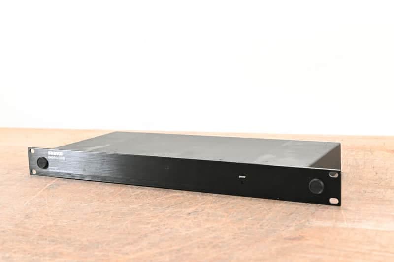 Shure UA844+SWB UHF Wideband Antenna Distribution System NO POWER SUPPLY CG01D5E