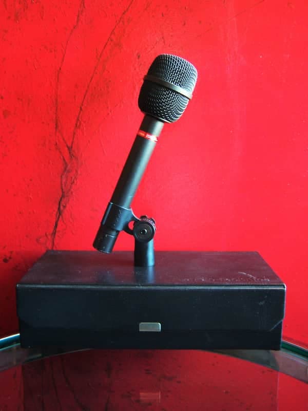 Vintage 1980's Audio-Technica ATM31 condenser cardioid microphone Low Z w accessories Shure