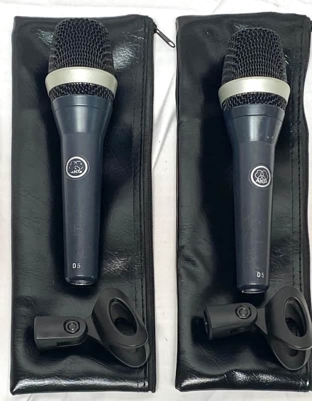2 AKG D5 Standard Dynamic Vocal Microphone With Case + Clip 2 MICROPHONES