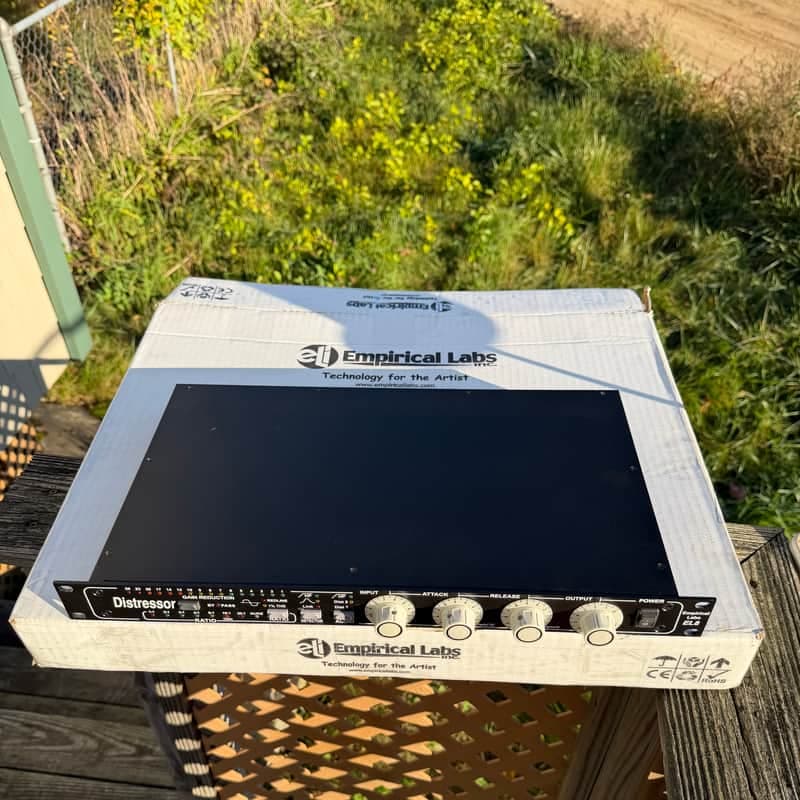 Empirical Labs EL8 Distressor 2010s Black