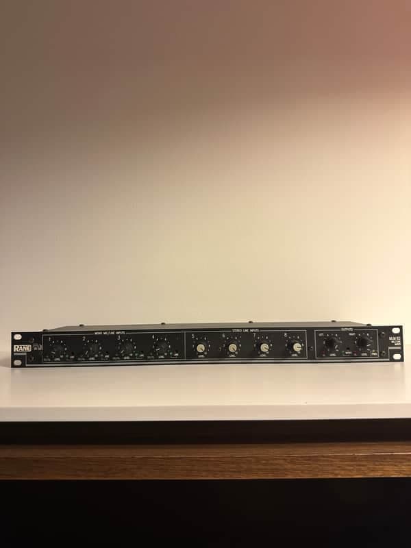 Rane MLM82 Mic/Line Mixer
