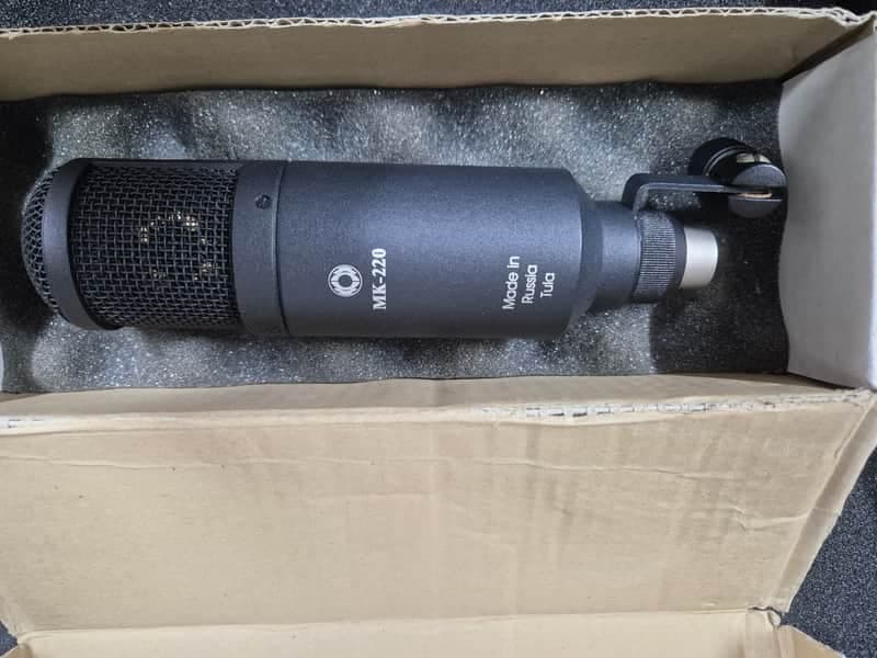 Oktava MK-220 Twin Diaphragm Multi-Pattern Condenser Mic 2010s - Black