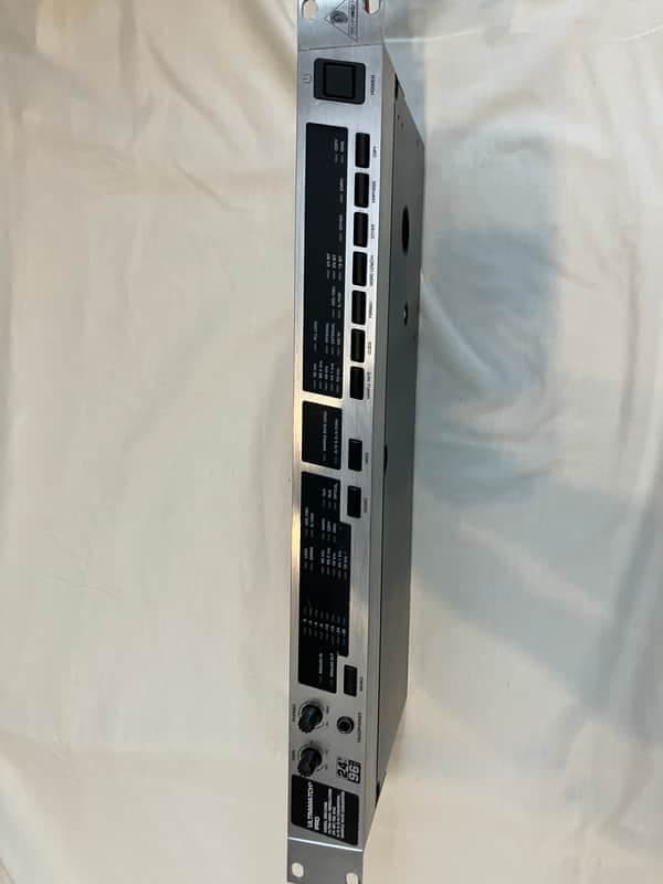 Behringer Behringer - ultra gain pro-8 digital 8 channel converter model ADA8000 2000’s - Silver
