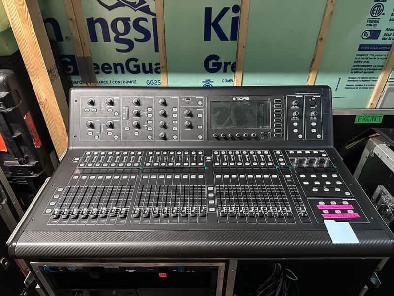 Midas M32R LIVE Digital Mixing Console w/ Large Format Touring Road Case & 32 Channel Analog Splitter