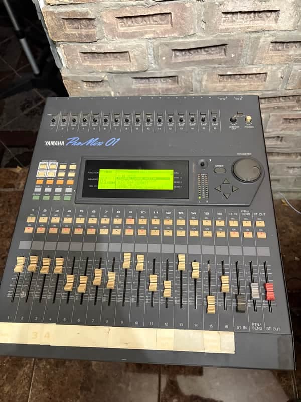 Yamaha Pro Mix 01 Digital Mixing Console