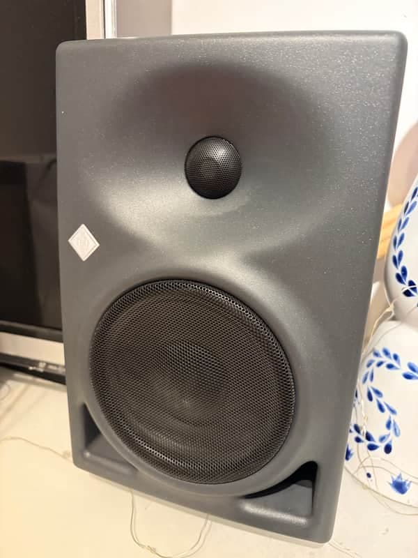 Neumann KH 120 A, Active Nearfield Studio Monitor (Single) - Gray