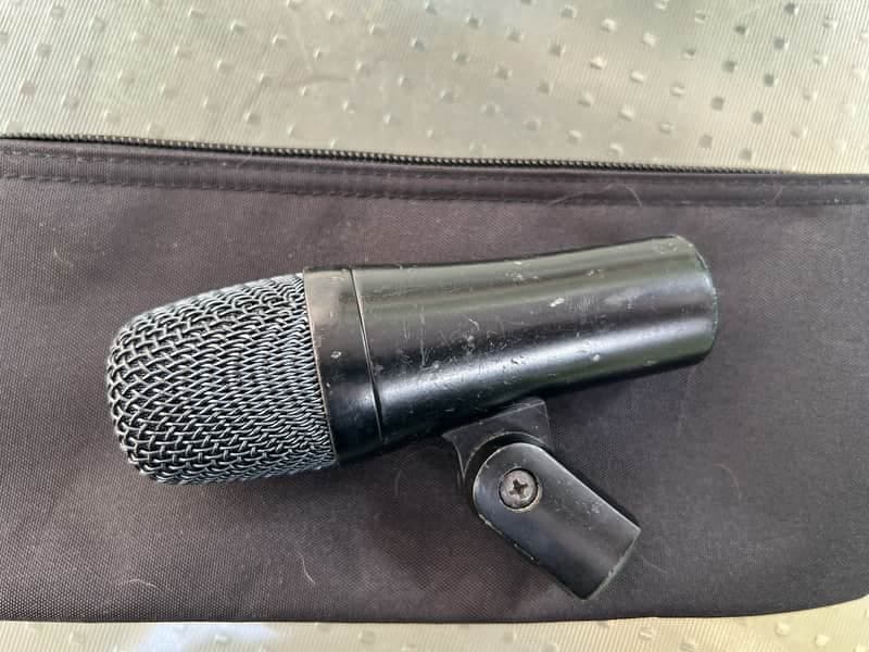 Sennheiser e905 Cardioid Dynamic Instrument Microphone 2 OF 2