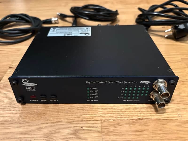 Mutec MC-3 Smart Clock - Master Word Clock