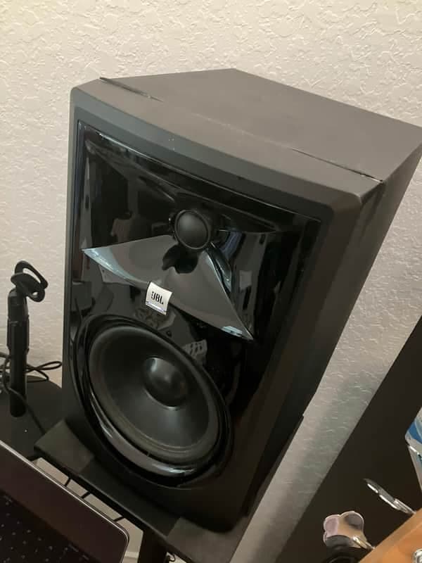 JBL 306P MkII 2-Way 6.5" Active Nearfield Studio Monitors (Pair) 2010s - Black