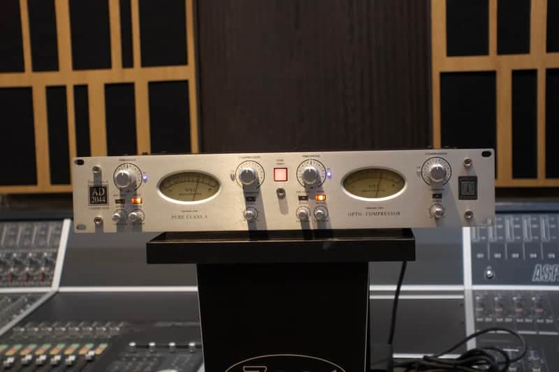 Avalon AD2044 Dual Mono / Stereo Optical Compressor