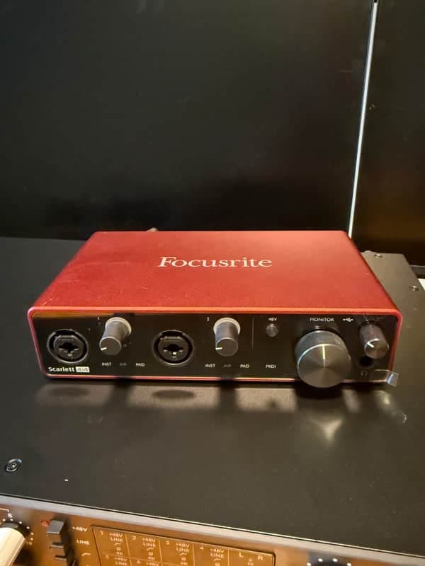 Focusrite Scarlett 4i4 3rd Gen USB Audio Interface 2019 - Present - Red / Black