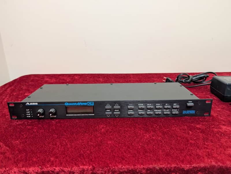 Alesis QuadraVerb GT 20k Bandwidth Simultaneous Guitar Effects Processor 1990s - Black Multi Effect Rack