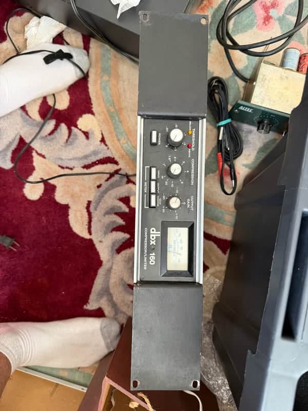dbx 161 Compressor / Limiter Pair 1970s - Black
