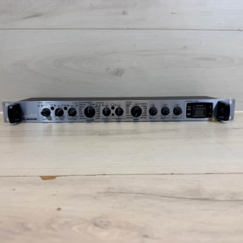 TC Electronic M350 Dual Engine Effects Reverb Processor 1U Rackmount 2000s-2010s
