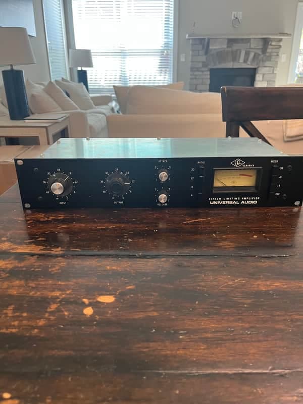 Universal Audio 1176LN Limiting Amplifier Reissue 2001 - Present - Black