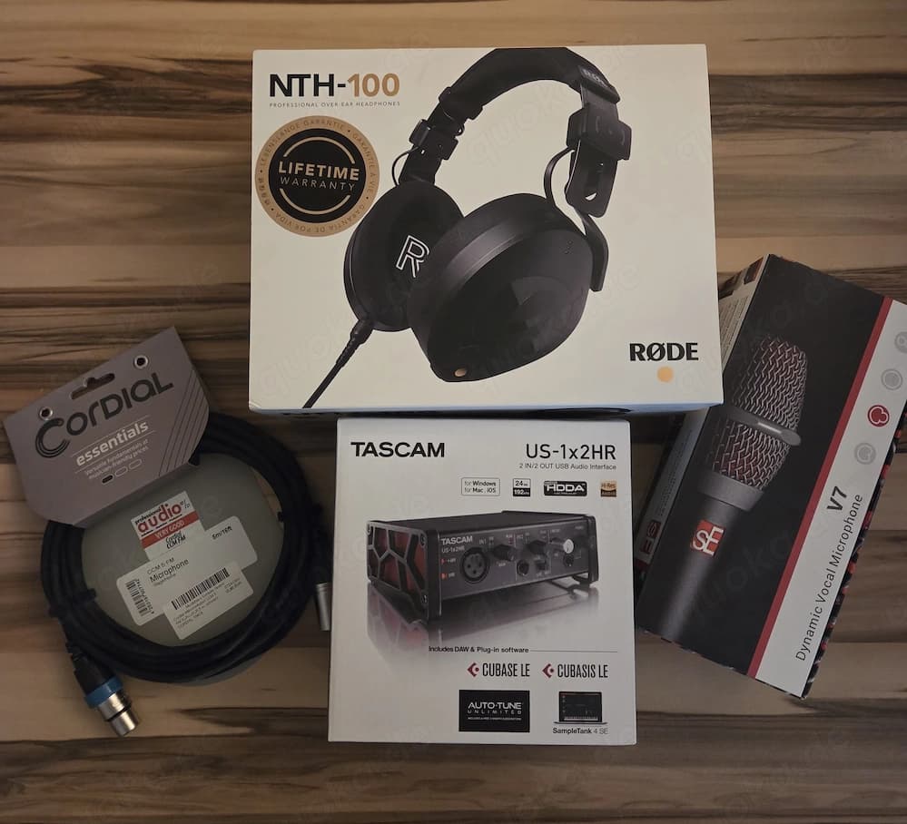 Studio-Equipment Set Neu & OVP R DE NTH-100, TASCAM US-1x2HR & SE V1