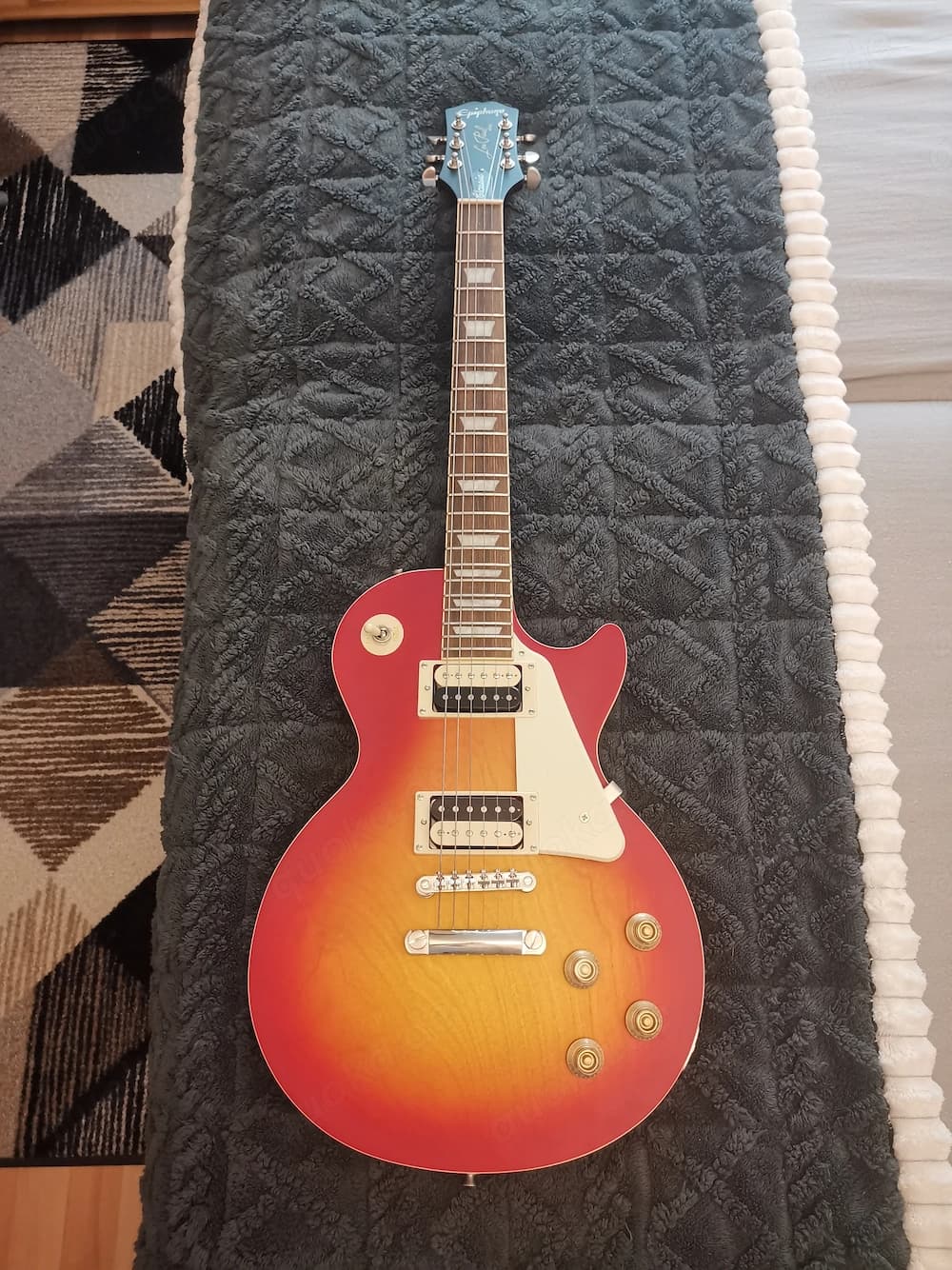 Epiphone Les Paul Classic Heritage Cherry Sunburst top Zustand