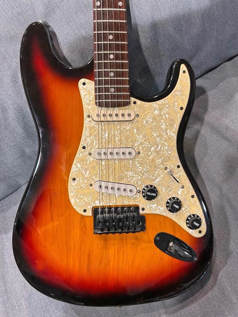 Fender Strat-Kopie (Komponentenbau), neue Fotos