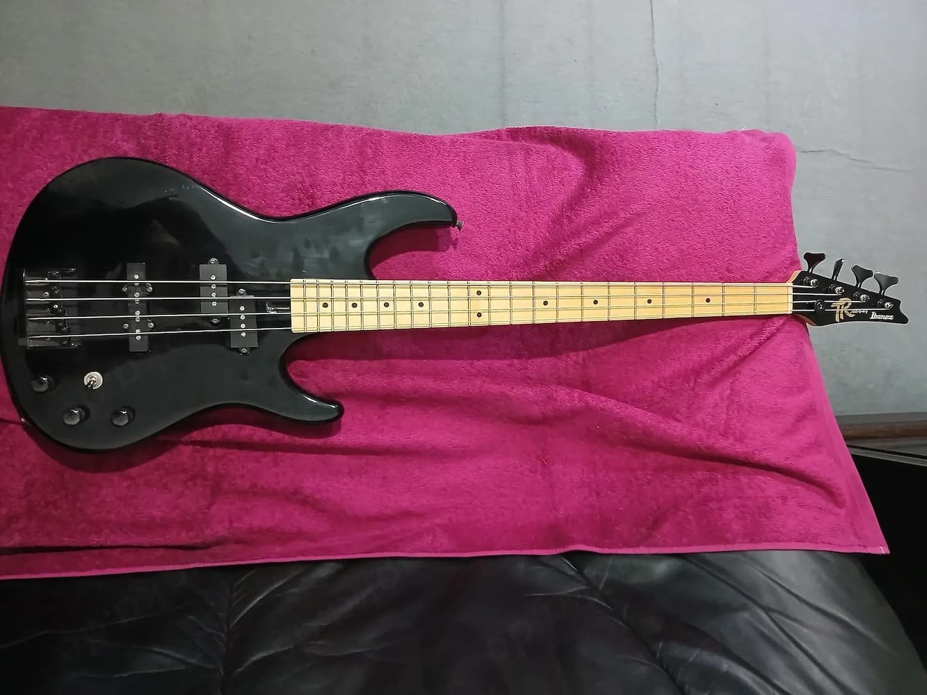 Ibanez PJ-Bass TR Series.