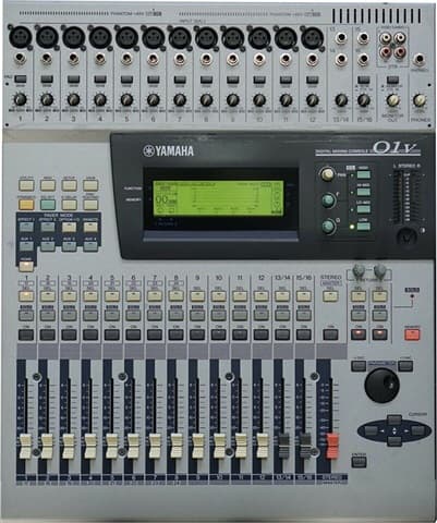 Yamaha 01V 16 Channel Digital Mixing Console, C